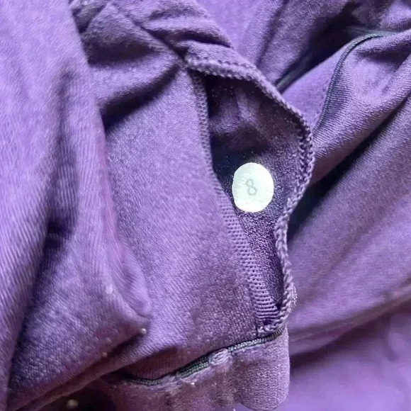 Lululemon Size 8 Tank - Picture 4 of 4